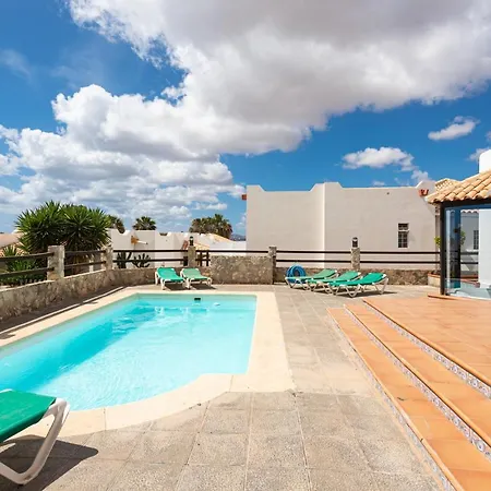 Vila Lobos Con Piscina *