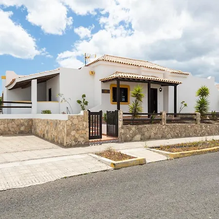 Vila Lobos Con Piscina